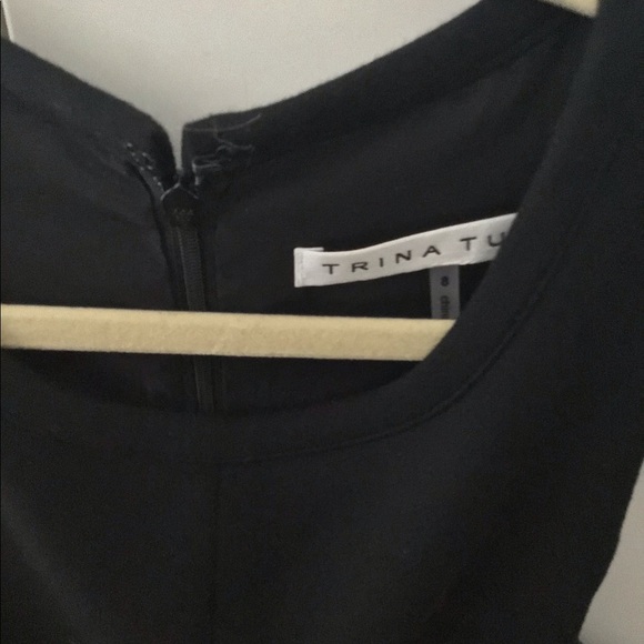 Trina Turk Dress Black Zipper Size 8 - Picture 3 of 4